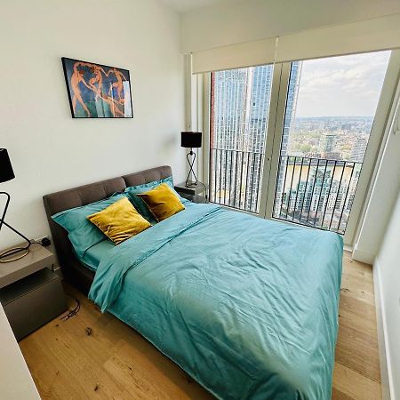 Luxury Central Flat With Stunning Views And Pool London Eksteriør bilde